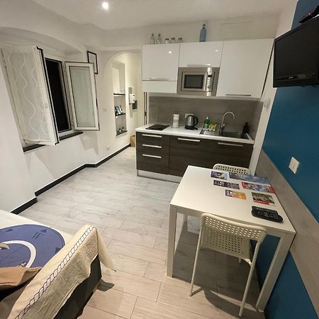 Center And Aquarium Apartman Genova Kültér fotó